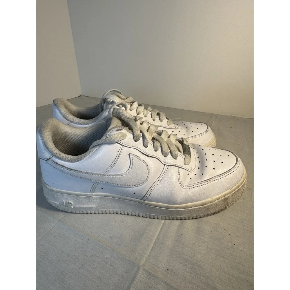 Size 8- Nike Air Force 1 '07 Low Triple White